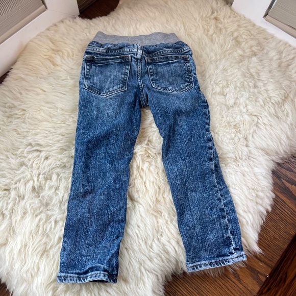 GAP Kids Slim Fit Sweat Waist Band Jeans Distressed 4T - Picture 2 of 5